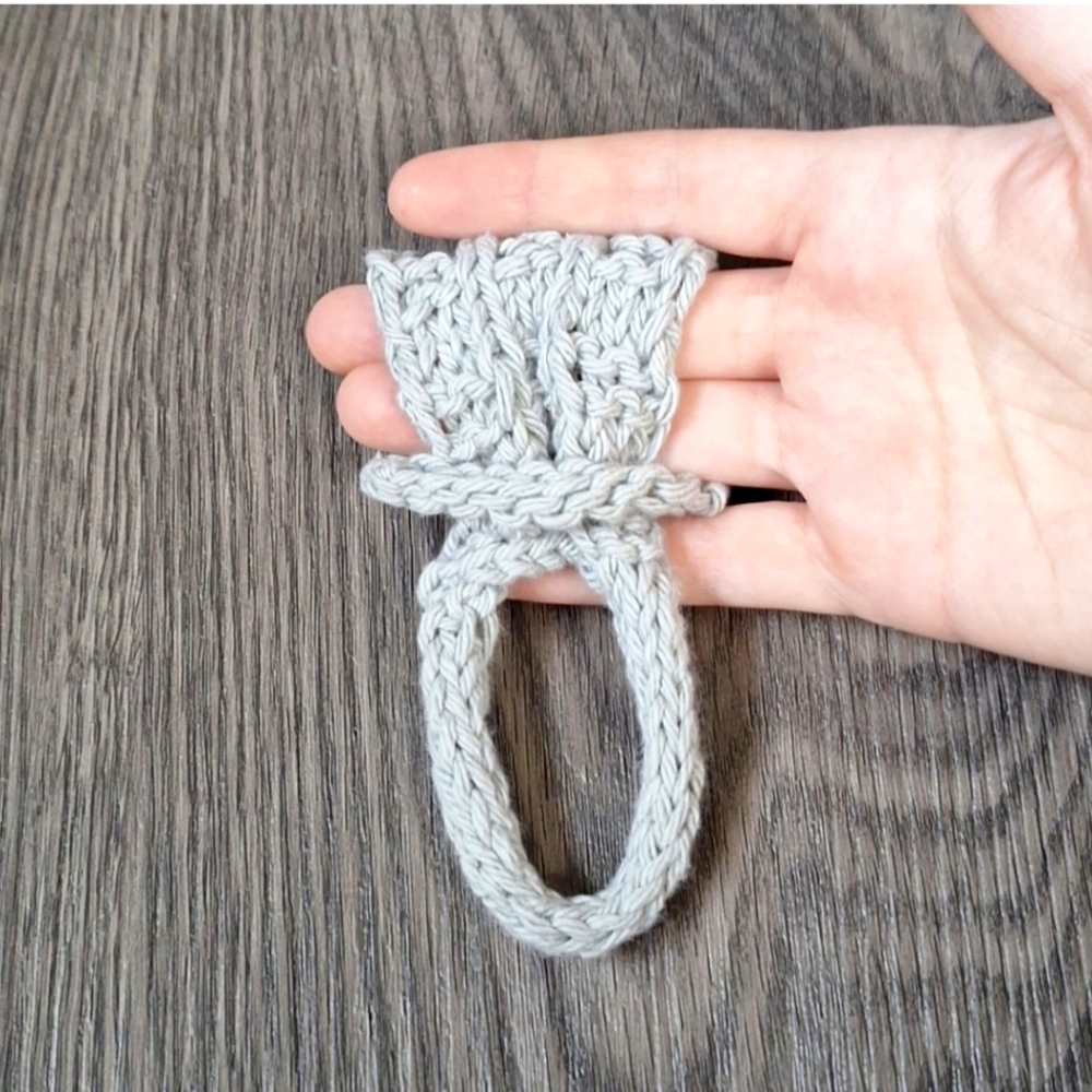 Hand Knit Towel Loop - Picture 3 of 4